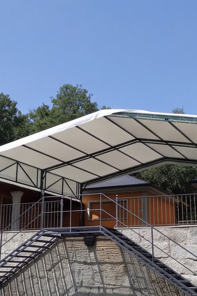 Trabajos de lonas y carpas a medida realizados por Toldos Vila en Lugo